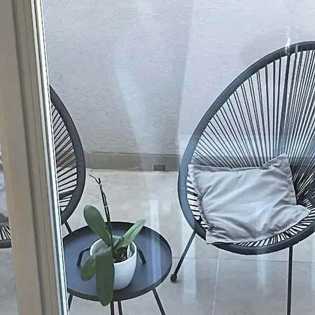 Galeria Apartment *